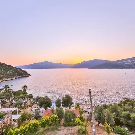 Yagiz - Lovely With Bay View & Private Pool Villa