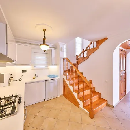 Yagiz - Lovely With Bay View & Private Pool *