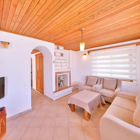 Yagiz - Lovely With Bay View & Private Pool Villa